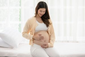 Phụ nữ mang thai trong 3 tháng đầu cần làm xét nghiệm Chlamydia